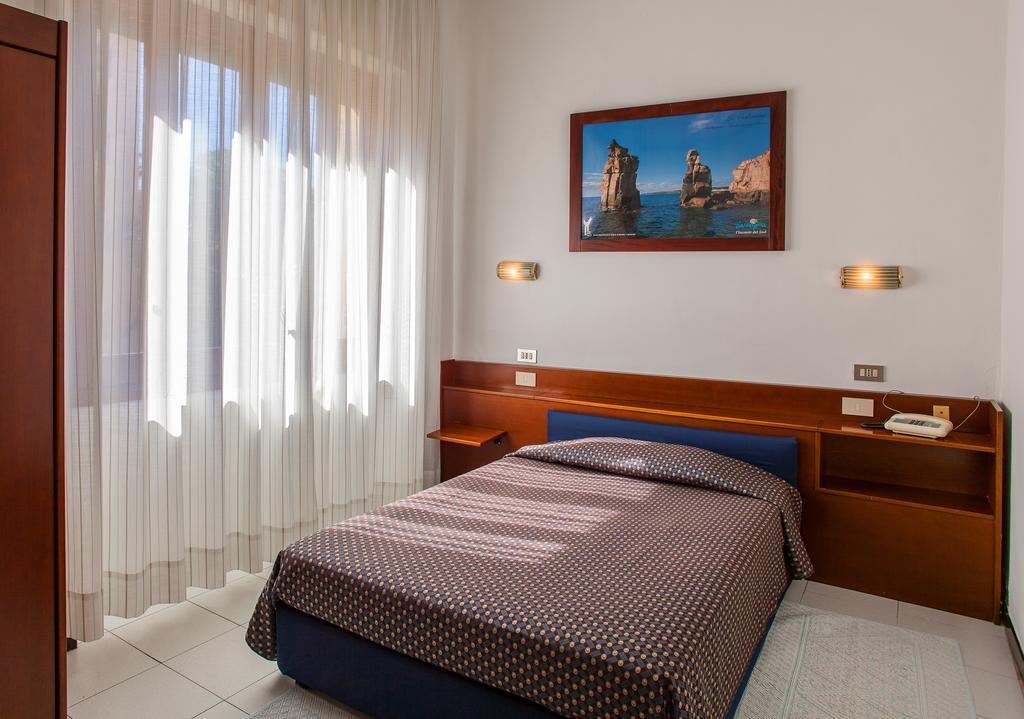 Hotel La Terrazza กาญารี ห้อง รูปภาพ
